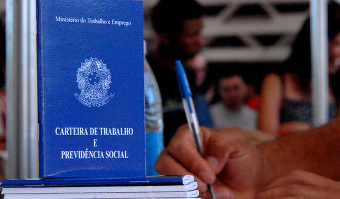Confira 13 vagas de emprego disponíveis em Arapiraca