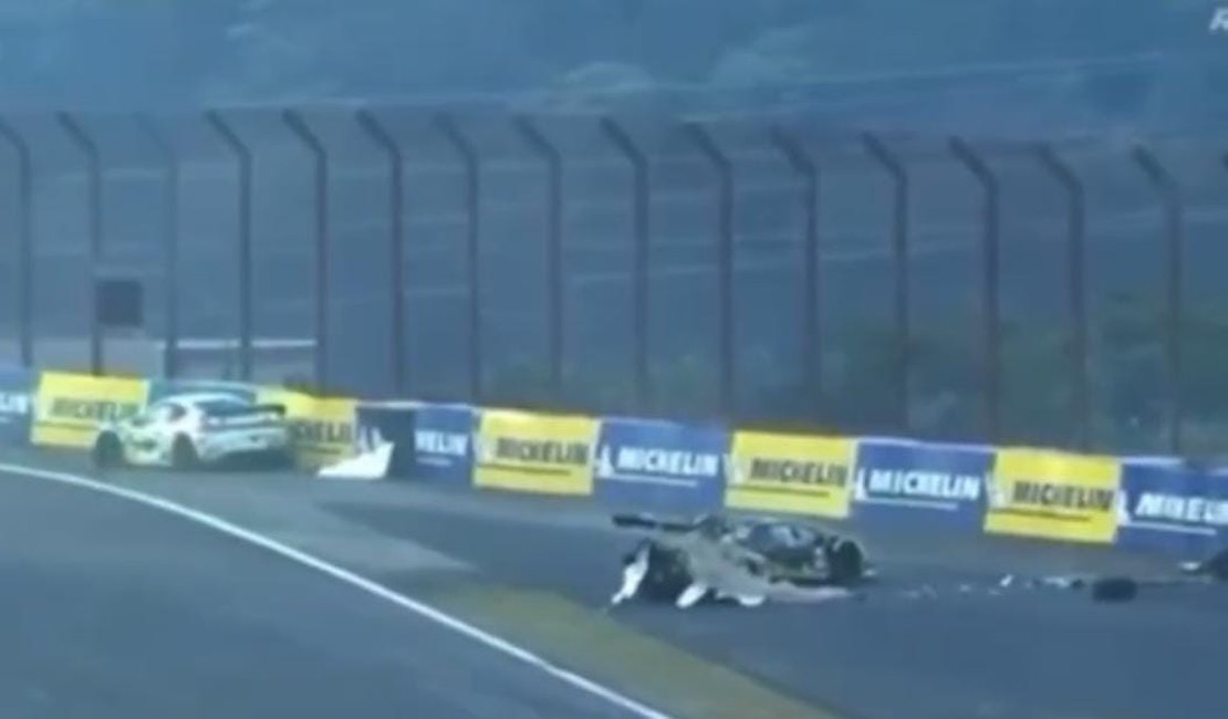 Vídeo: Empresário e piloto alagoano, Galbinha colide contra muro de proteção durante corrida da GT Series Cup, em Interlagos