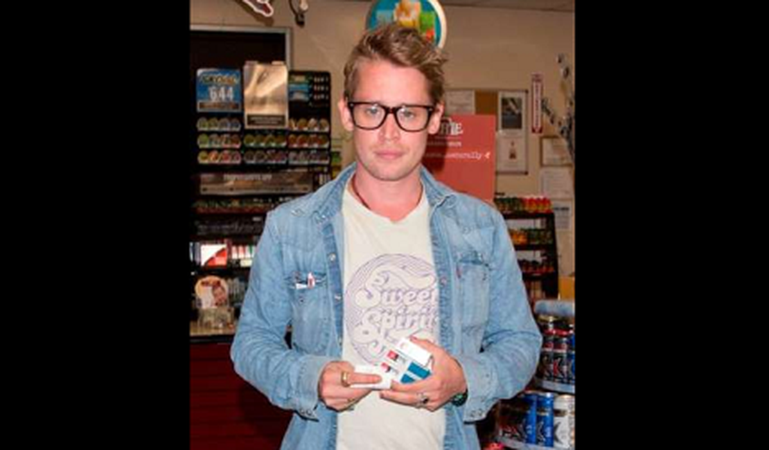 Aparência saudável de Macaulay Culkin surpreende fãs após histórico com entorpecentes