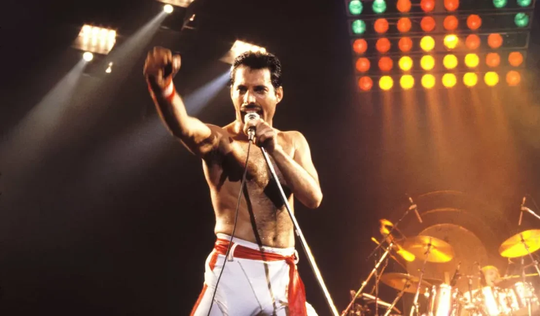 Nova biografia de Freddie Mercury revela filha secreta do cantor