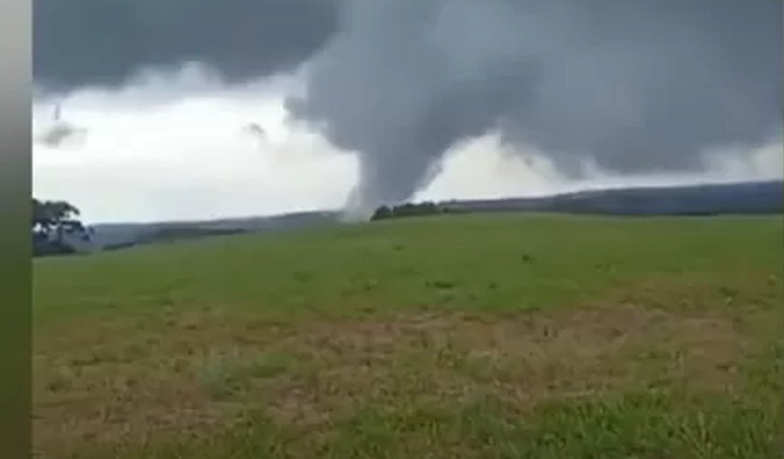 Alerta: confira os estados brasileiros que podem ser atingidos por tornados nos próximos dias