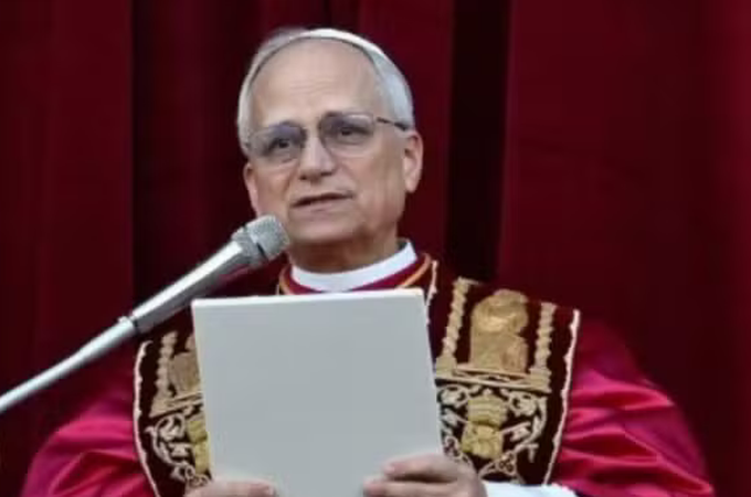 Irmão revela que papa Leão XIV assistiu ao filme 'Conclave' antes do conclave real