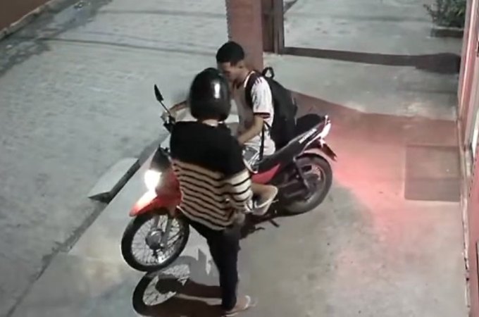 Entregador tem motocicleta roubada no povoado Genipapo, em Limoeiro de Anadia