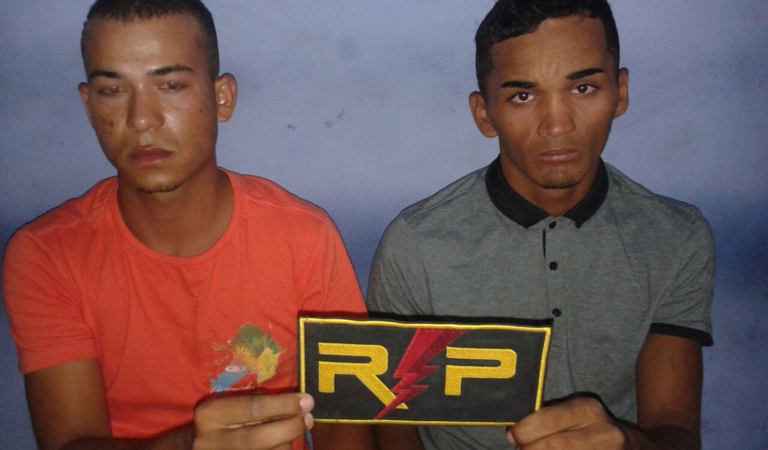 Radiopatrulha prende dupla com arma de fogo em Arapiraca