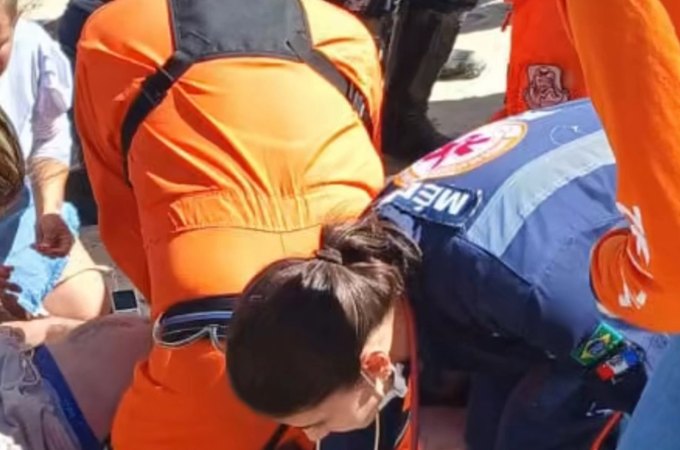 Homem morre ao tentar salvar criança que estava se afogando na Barra de São Miguel