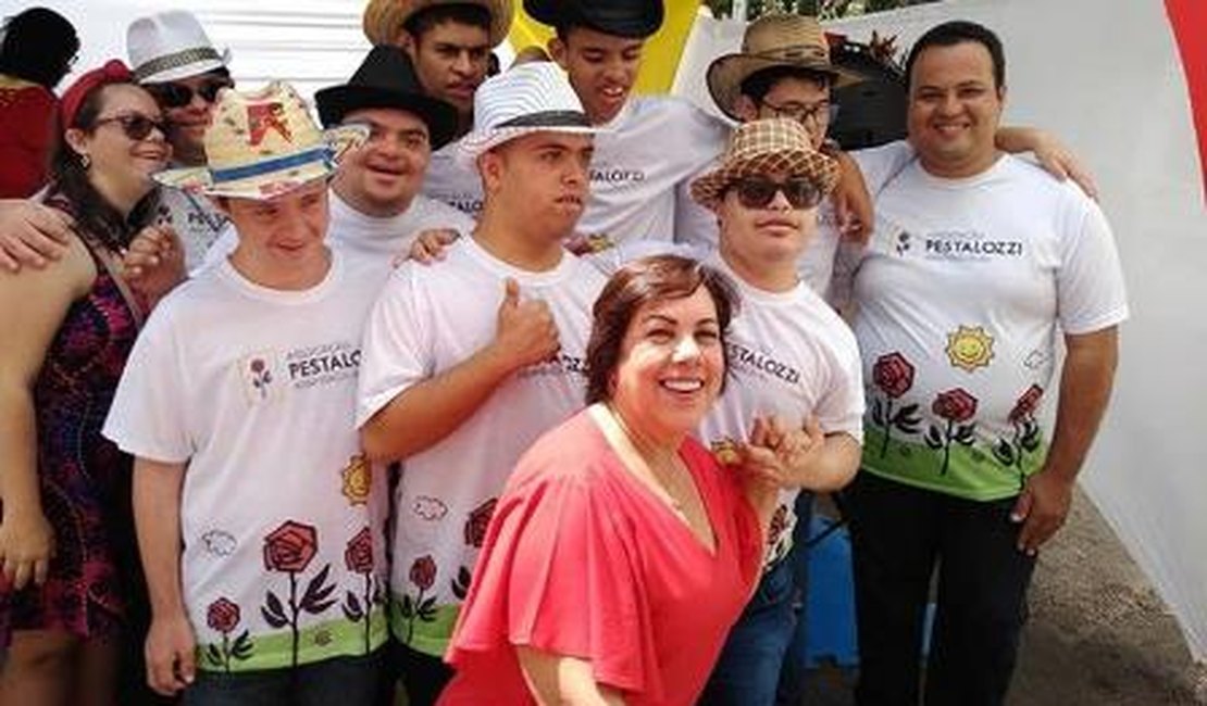 Pestalozzi de Arapiraca comemora 24 anos com carreata e pitstop no Shopping