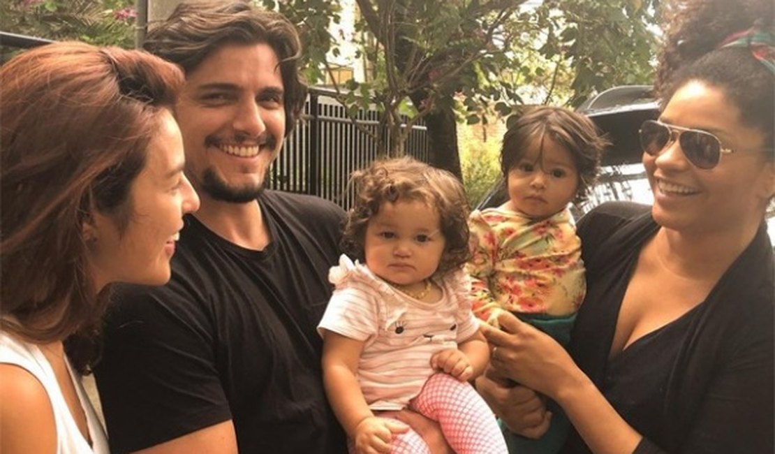 Explosão de fofura! Madalena e Yolanda se encontram pela primeira vez
