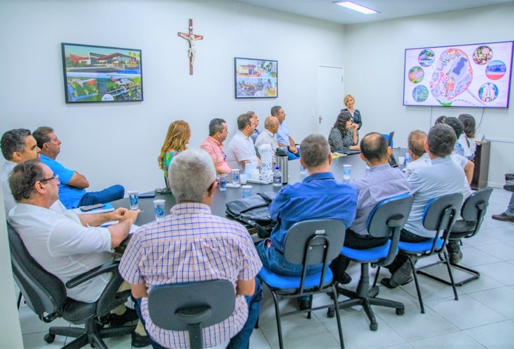 Prefeitura de Arapiraca e Diocese de Penedo articulam projeto de Santuário no Morro da Massaranduba