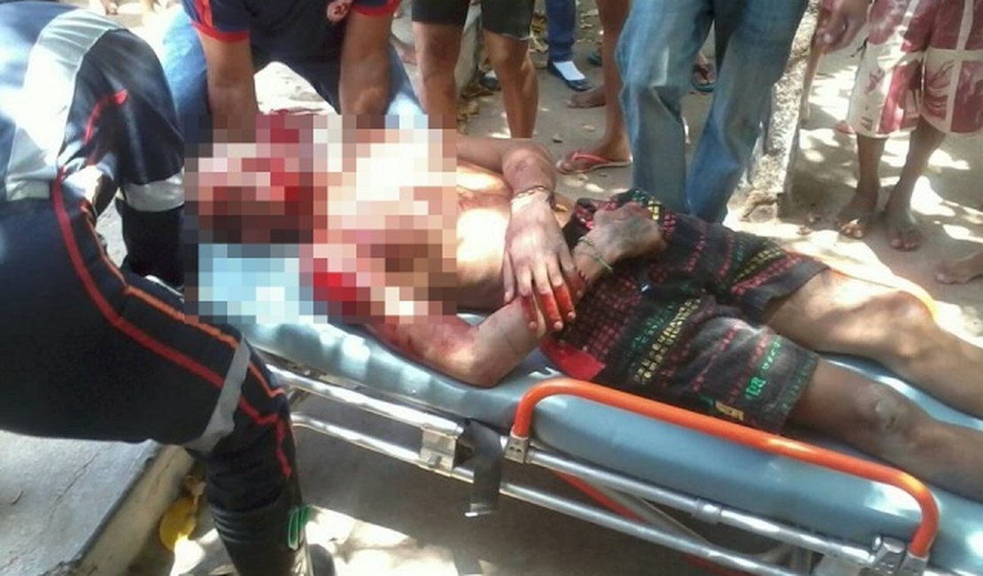 Jovem sofre tentativa de homicídio na porta de casa em Palmeira dos Índios