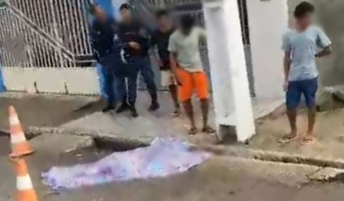 Homem é morto em via pública com golpes de faca em Campo Alegre