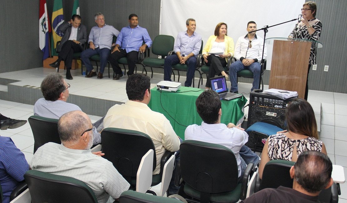 Vereadores participam da apresentação do projeto final de duplicação da Rodovia AL-110