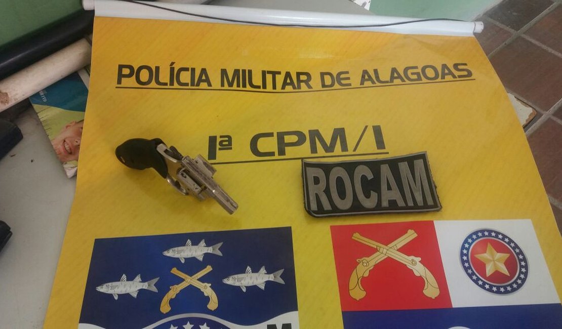 Rocam da 1ª CPM/I prede jovem com arma de fogo na zona rural de Anadia