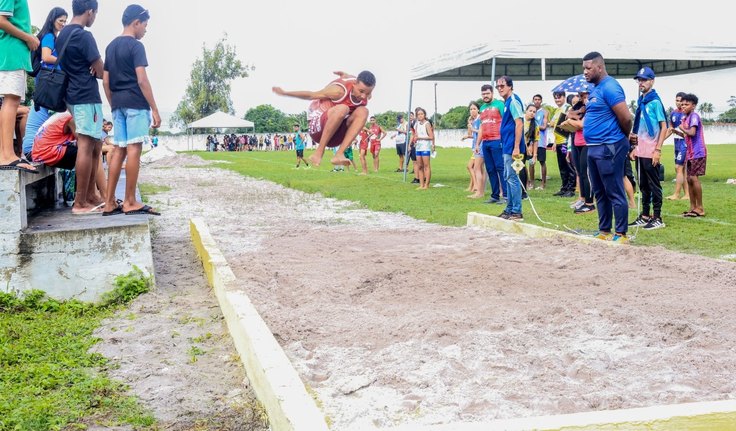 Estudantes de escolas da Prefeitura de Penedo avançam para final do JEAL 2025