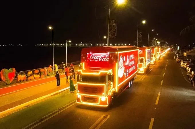 Caravana de Natal da Coca-Cola chega a Maceió em dezembro com espetáculo de luzes