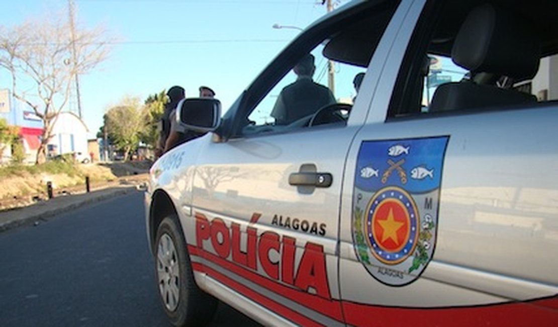 Assaltante fica nervoso e não consegue roubar estabelecimento comercial em Arapiraca
