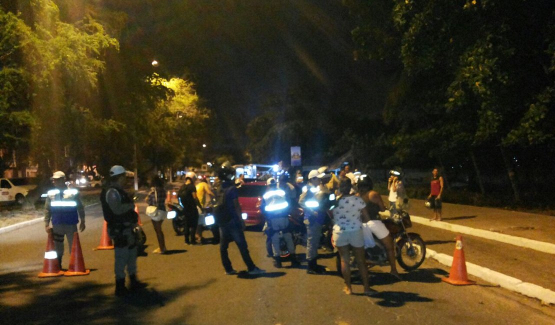 Operação Lei Seca flagra 17 motoristas sem habilitação em Maceió