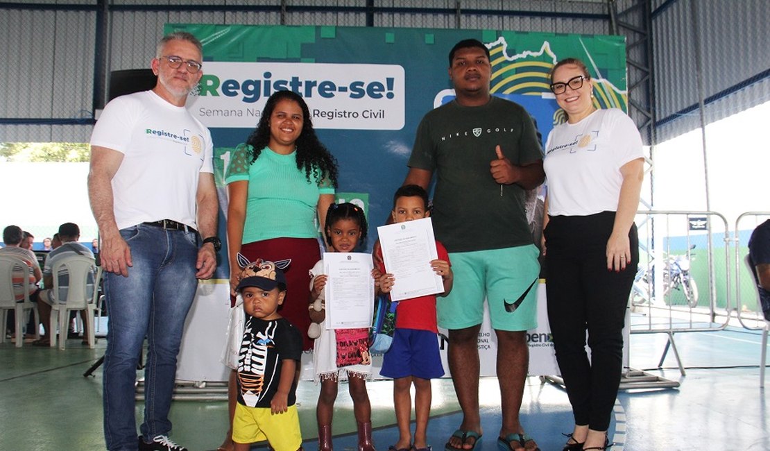 Famílias hipossuficientes obtêm registros gratuitos em Maceió
