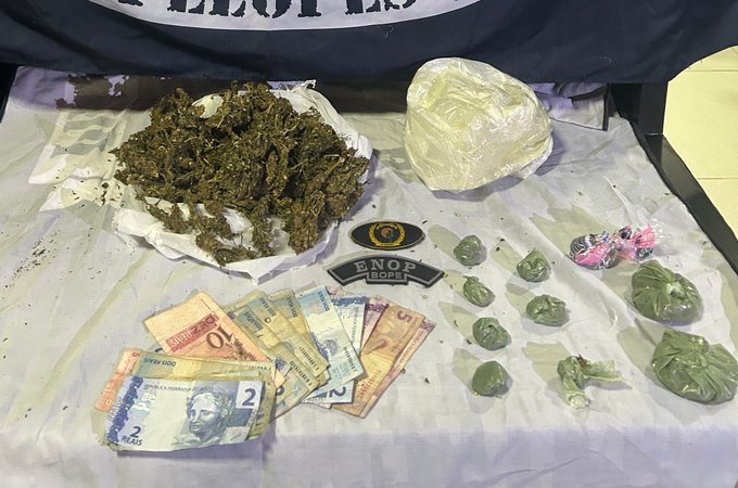Polícia Militar apreende 32 quilos de drogas e 26 armas de fogo durante uma semana