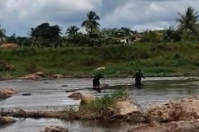 Polícias realizam operação em Cajueiro após denúncia de corpo submerso no interior de Alagoas
