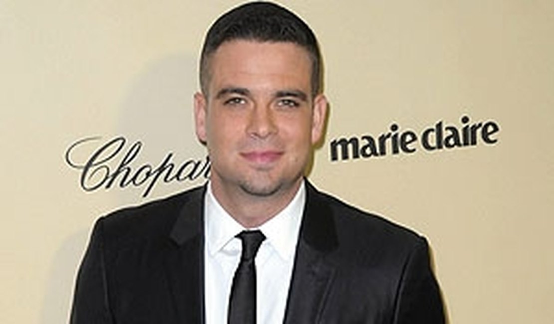 Ator de “Glee” é detido por pornografia infantil