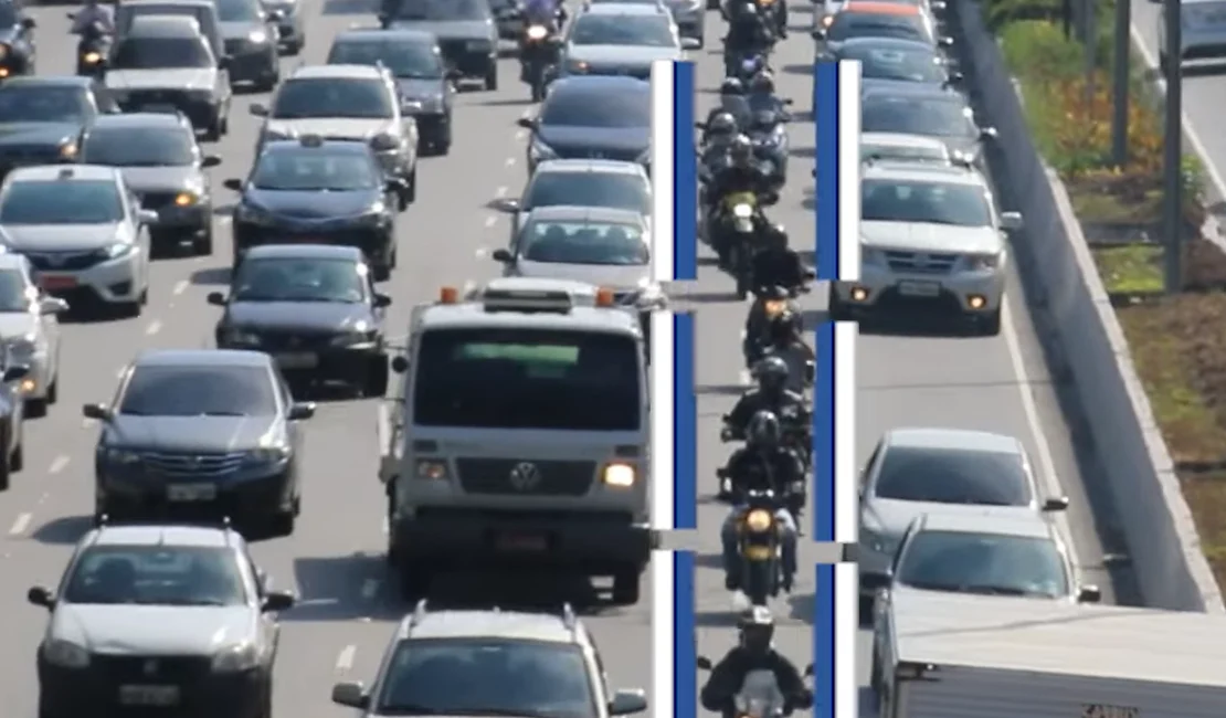 Em SP, Renan Filho afirma que 'faixa azul' para motociclistas pode chegar a outras cidades do país