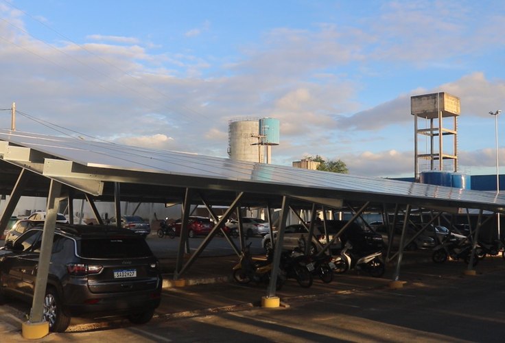 Instalação de painéis solares deve gerar economia de cerca de R$ 800 mil mensais à Prefeitura de Arapiraca