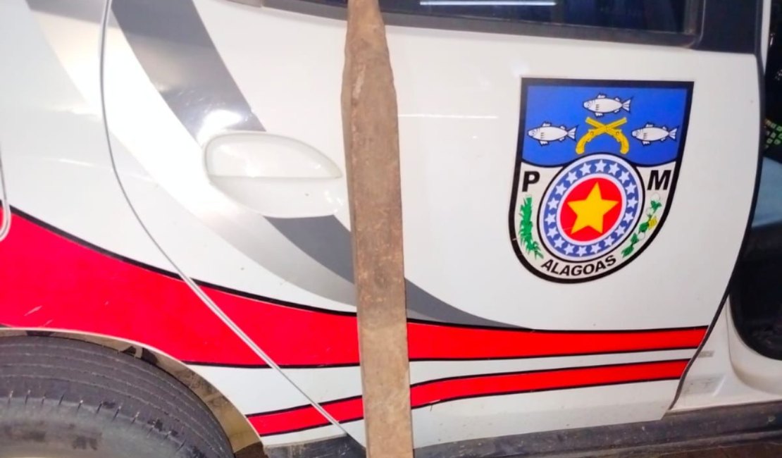 Homem é preso em flagrante após agredir a própria irmã com pedaço de ripa no Sertão de Alagoas