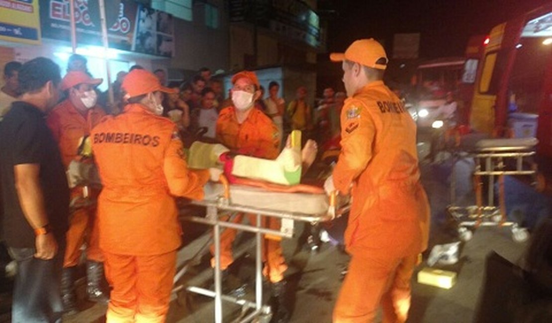Duas pessoas ficam feridas em acidente na Rua Expedicionário, em Arapiraca