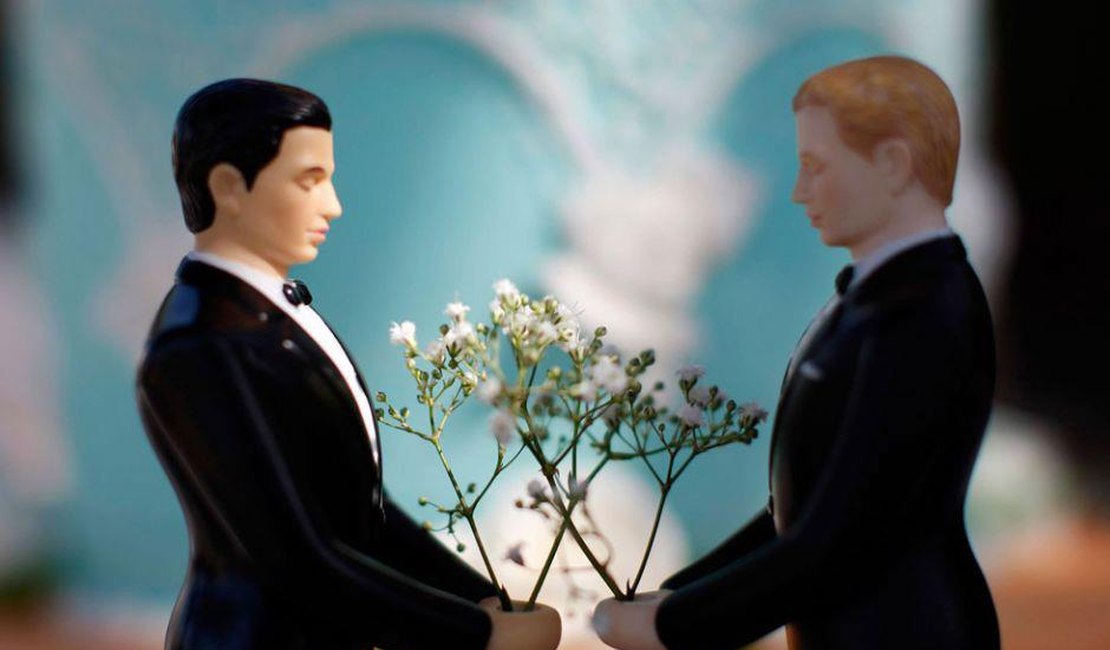 TJ celebra casamento coletivo gay em Maceió nesta segunda-feira