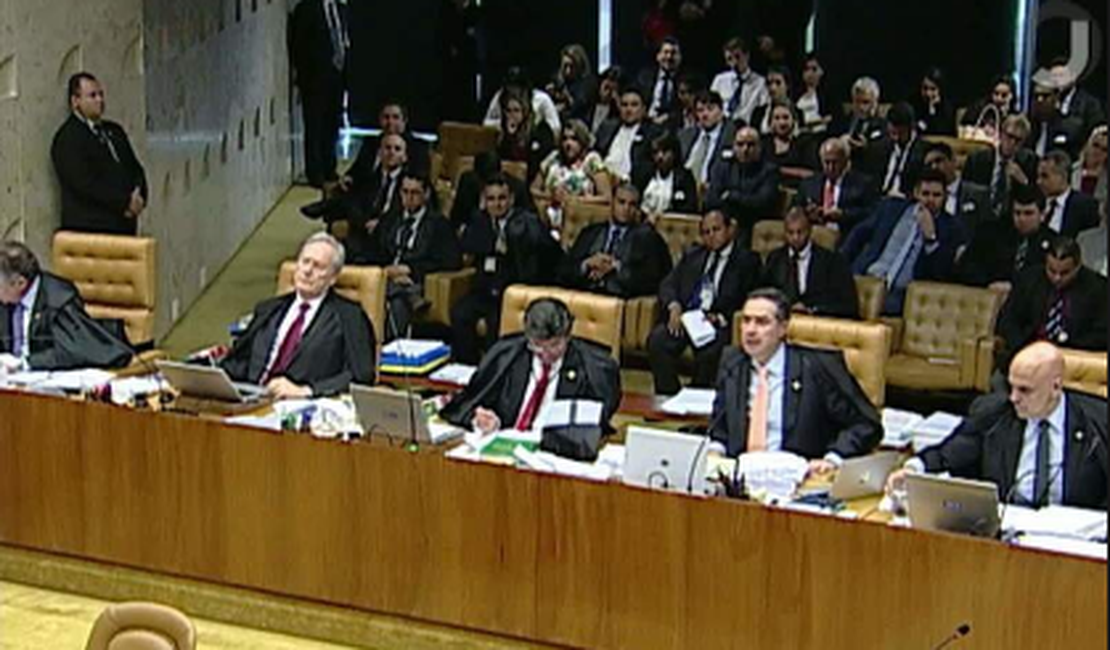 Ministros do STF decidem adiar conclusão do julgamento de Lula para dia 4