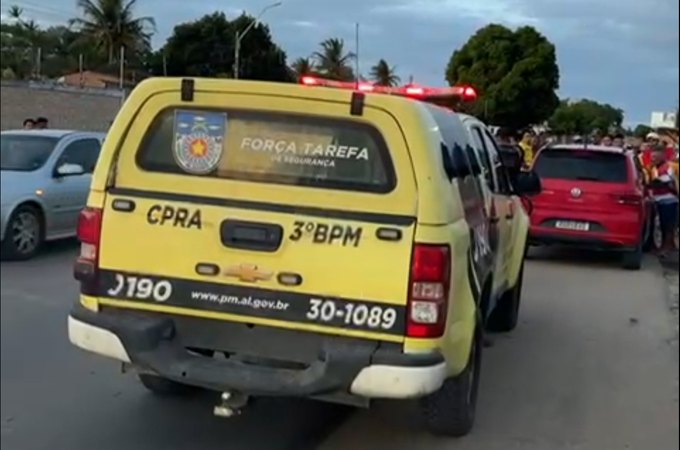 Homem é executado a tiros dentro de carro em povoado de Taquarana