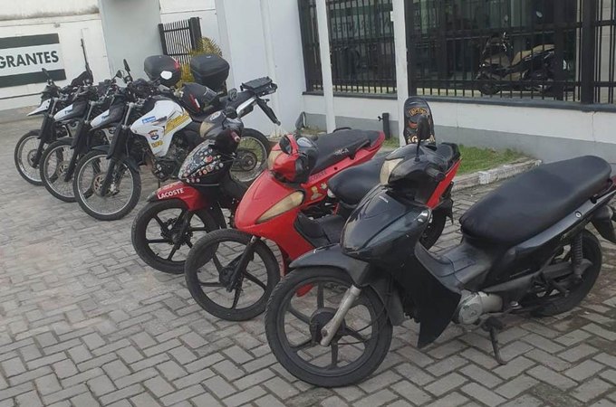Em sequência de abordagens, BPTran recupera três motocicletas em Maceió