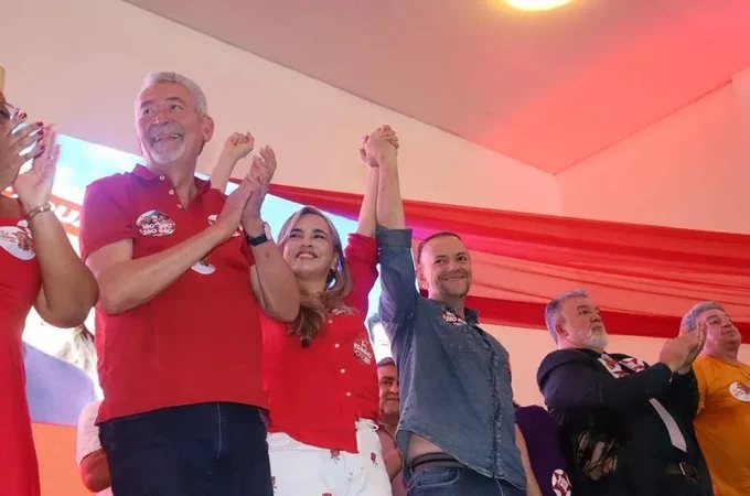 Chapa é lançada em Alagoas com Edinho Silva e Dafne Orion à frente do PT