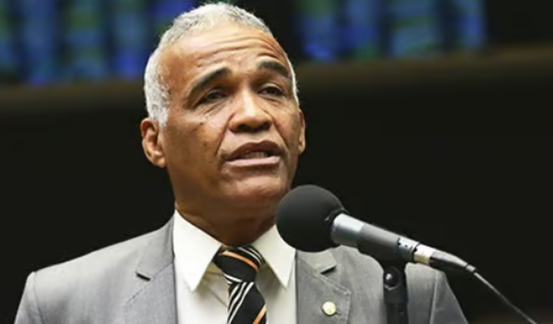 Deputado baiano critica Trump e diz que ele 'está agindo como chefe de boca de fumo'