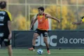 Jogadores do Atlético-MG colocaram 'bolso para fora' como protesto contra atrasados
