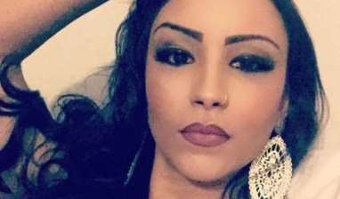 Filha de Gretchen está pronta para disputar o Miss Bumbum 2016