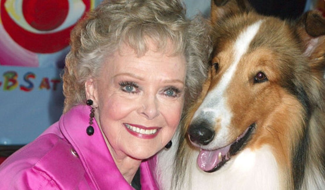 June Lockhart, atriz de ‘Lassie’ e ‘Perdidos no Espaço’, morre aos 100 anos