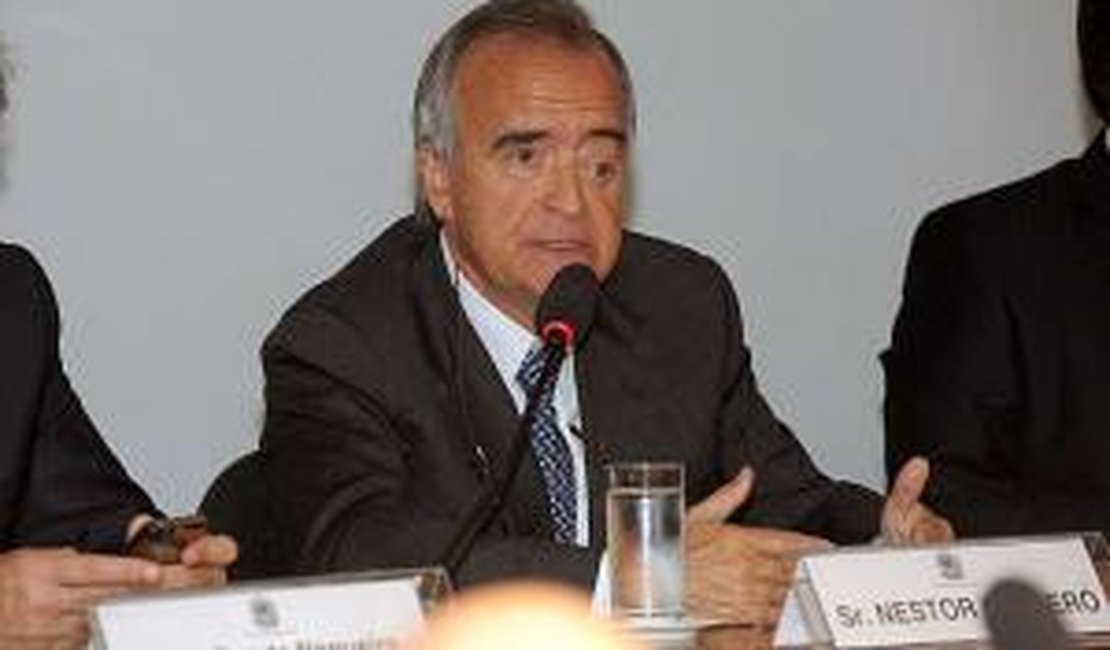 Ex-diretor da Petrobras justifica a deputados compra da refinaria de Pasadena
