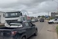 Motociclista fica ferido após colisão com carro em retorno proibido na AL-110, em Arapiraca