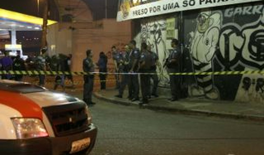 Chacina deixa oito mortos em sede de torcida do Corinthians