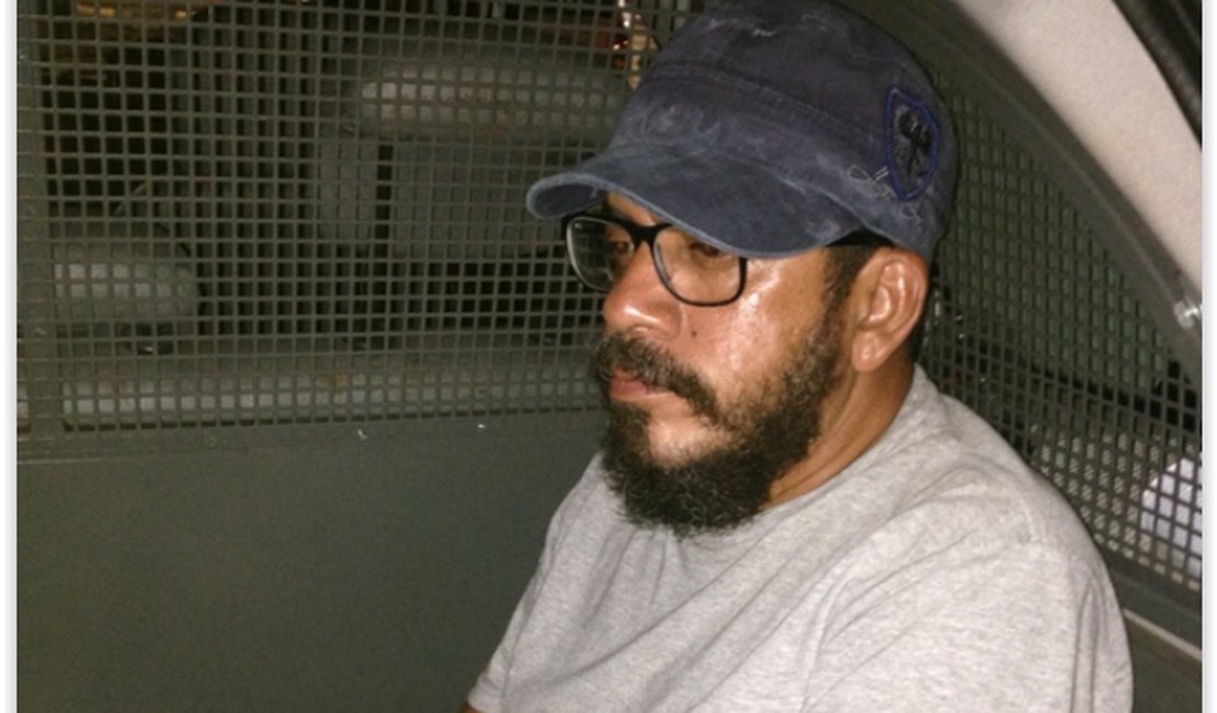 Polícia Militar prende professor armado com pistola em Maceió