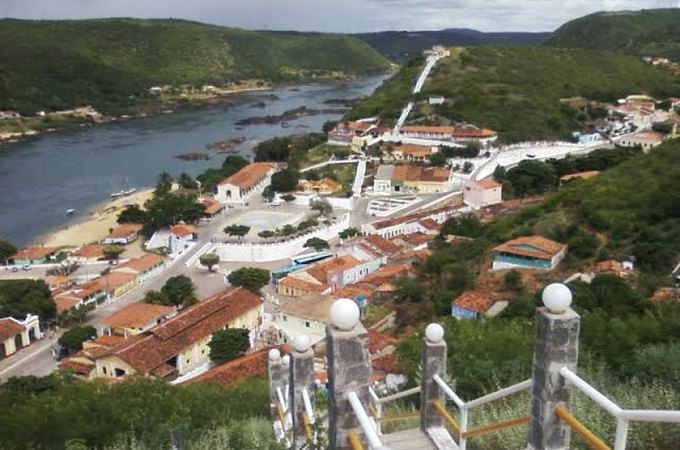 Homem é preso em flagrante após falar sobre sexo com menina de 9 anos em Piranhas