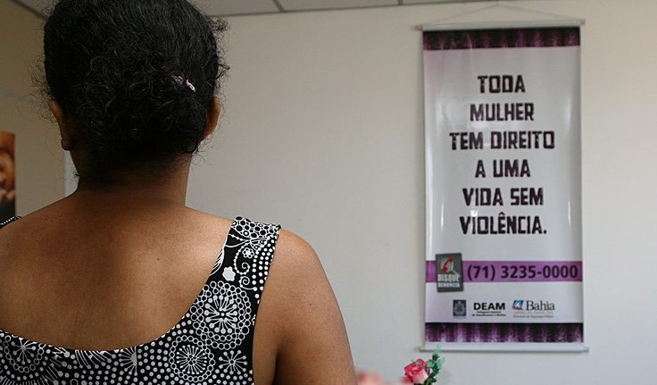 Senado aprova novas leis para diminuir violência contra mulheres