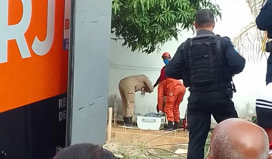 Adolescente confessa que matou os pais e o irmão mais novo em Itaperuna