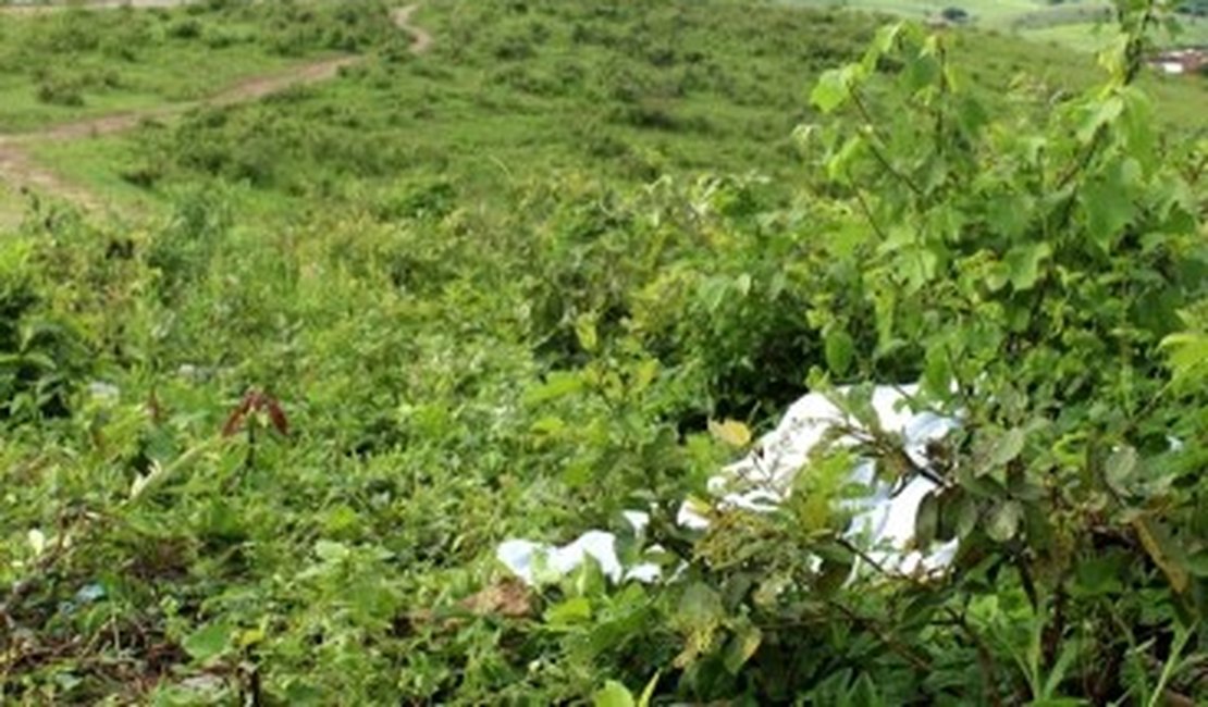Corpo de homem é encontrado às margens de rodovia em Alagoas