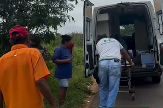 Pedestre é atropelado por caminhonete e fica ferido em Craíbas
