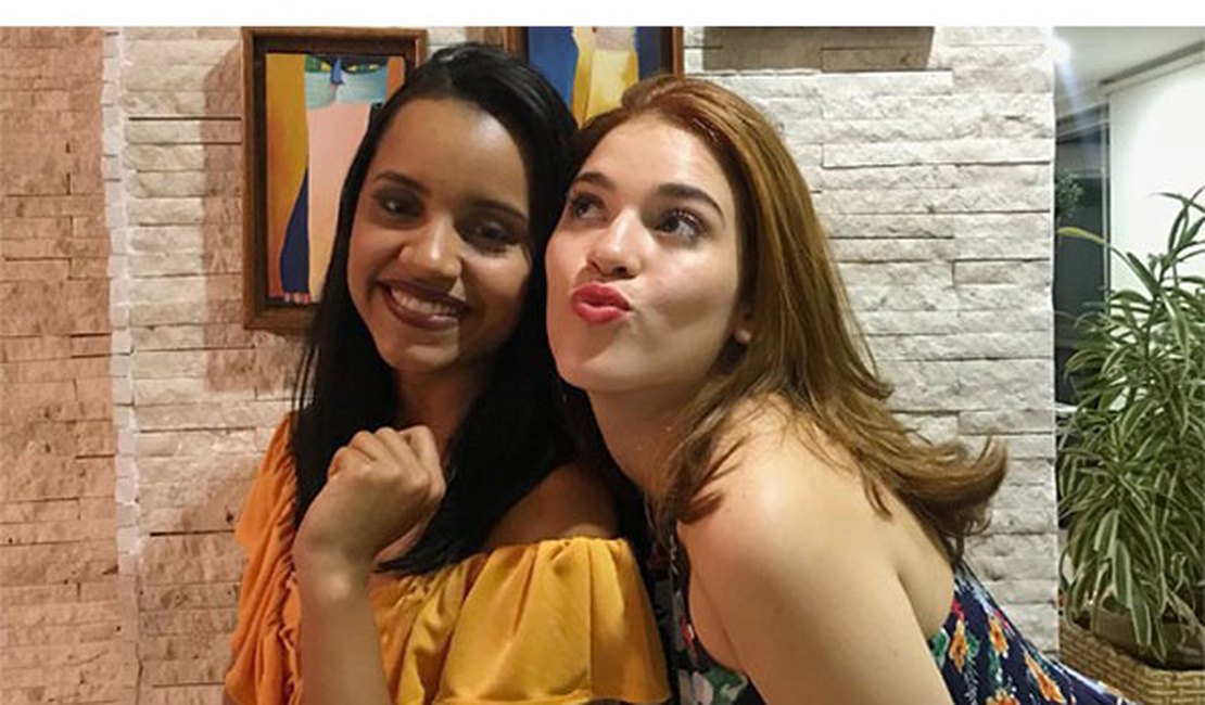 Ex-BBBs Gleice e Ana Clara se reencontram no Rio de Janeiro