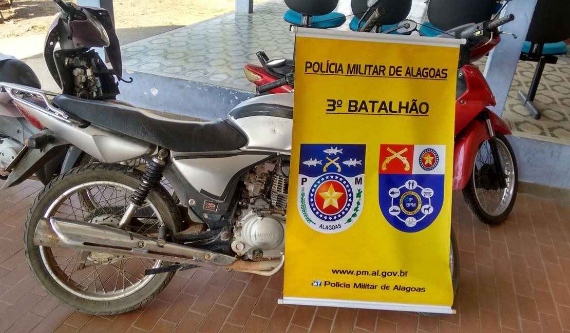Polícia Militar recupera motocicleta com queixa de roubo em Arapiraca