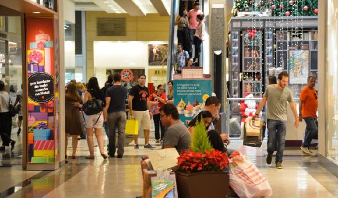 Comércio prevê queda de vendas e de contratações no Natal