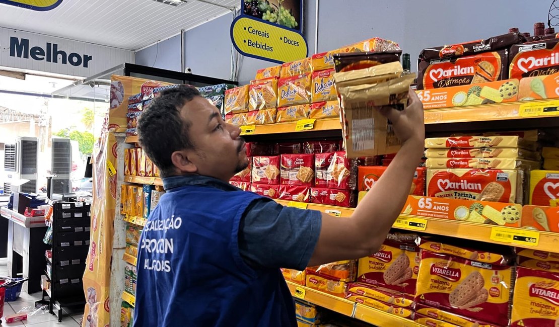 Procon Alagoas autua mercados por venda ilegal de produtos vencidos no interior de Alagoas